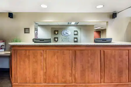 Comfort Suites at Par 4 Resort - 22