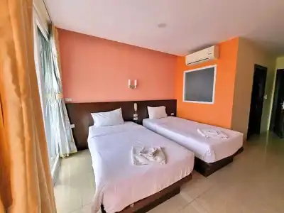 77 Patong & Spa - 87