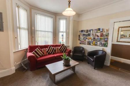 Sportsview Guest House - 19