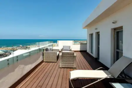 Play Seaport Suite Tlv - 30