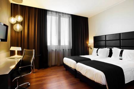 Holiday Inn Genoa City by IHG - 14