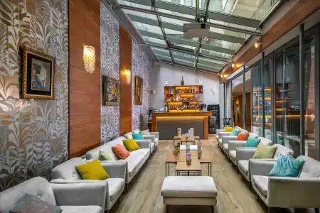 Charm - Formerly Boutique - 24