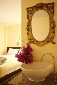 SK Boutique Maha Nakhon - 39