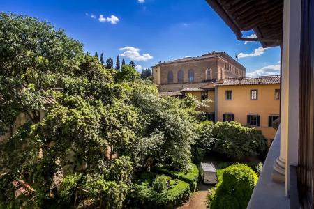 La Scaletta Al Ponte Vecchio - 342