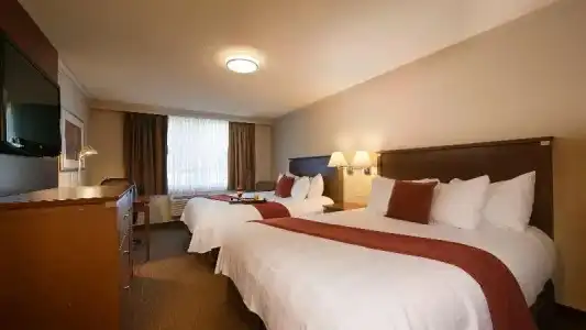 Best Western Plus Guildwood Inn - 45