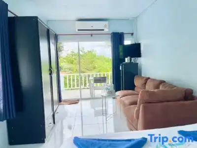 Naiharn On The Rock Resort - 19