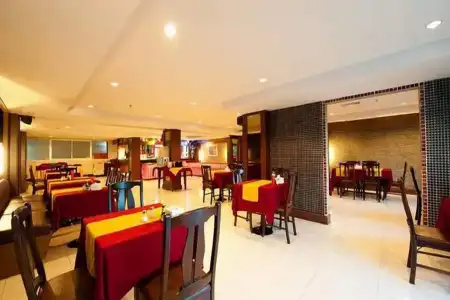 Convenient Grand (SHA Extra Plus) - 24