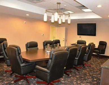 Hilton Garden Inn Fargo - 14