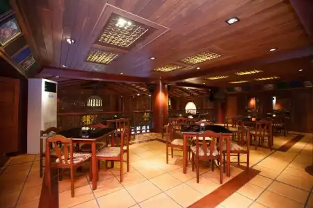 Chang Siam Inn - 14