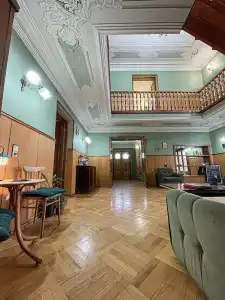 Top Floor Guest House - 8