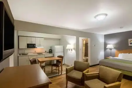 Blue Bonnet Suites Extended Stay Lubbock, Texas - 52
