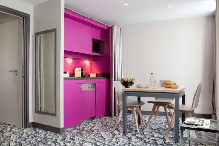 Serotel Suites - 9
