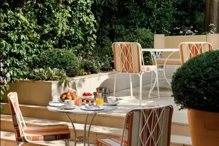 Le Belgrand Paris Champs Elysees, Tapestry by Hilton - 39