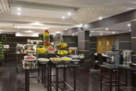 Ramada by Wyndham Qurum Beach - 19