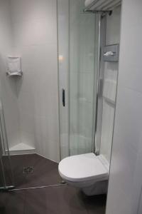Best Western Plus Carlton - 34
