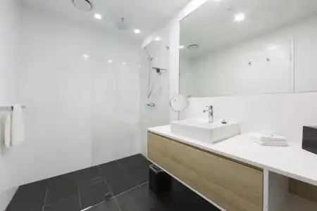 Avenue Canberra - 7
