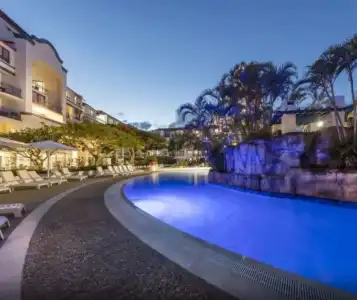 Oaks Gold Coast Calypso Plaza Suites - 11