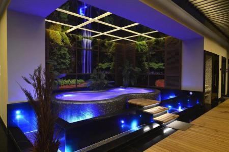 Elite Luxury Suite & Spa - 17