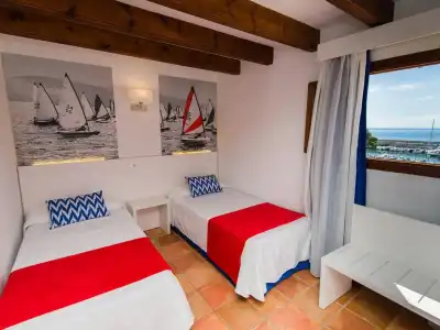 Hostal Cala Ratjada - 0