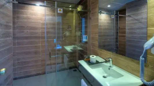 Orussey One & Apartment - 138