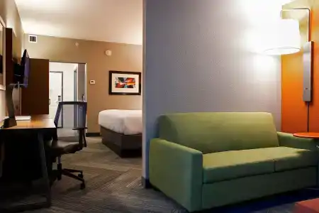 Holiday Inn Express & Suites Louisville Downtown by IHG - 109