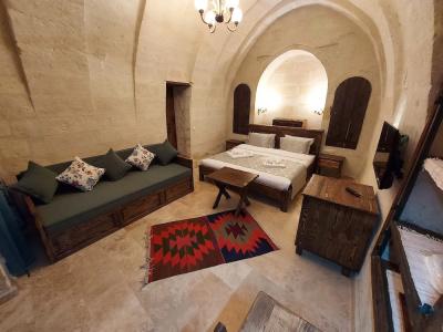 Armesos Cave - 72