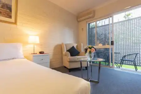 Benson Court Motel - 53