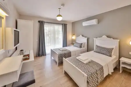 Lora Kas Otel - 3