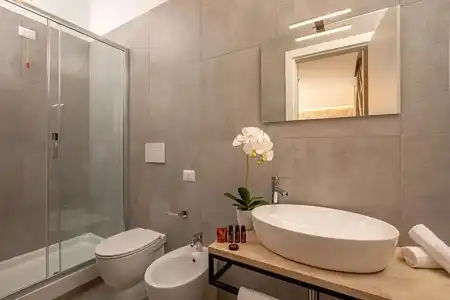 Sophie Terrace - 46