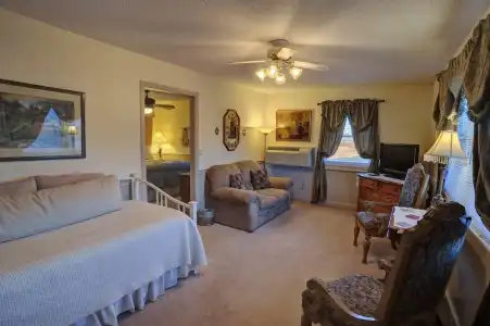 Blue Mountain Mist Country Inn & Spa - 110