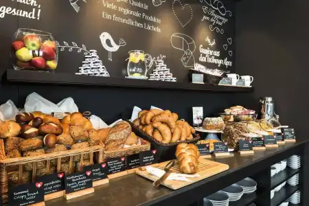 Motel One Basel - 13