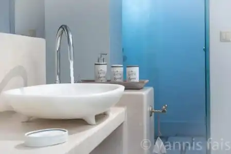 Pyrgos Blue - 175