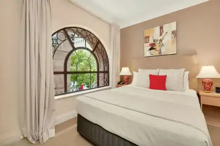 The Manor Apartment - 5