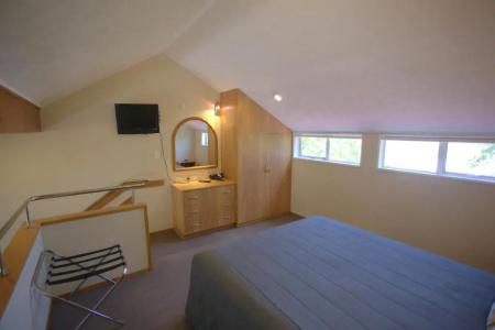 Balmoral Lodge Motel - 18