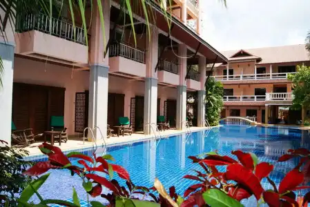 Thanthip Beach Resort - 12
