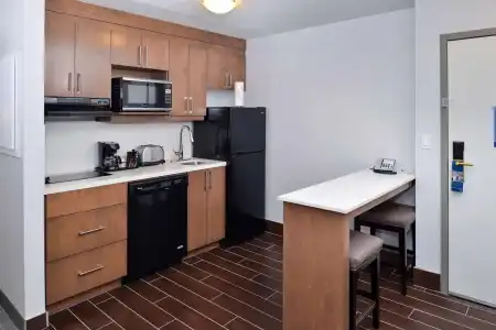 Hampton Inn & Suites By Hilton Calgary- University Northwest - 67