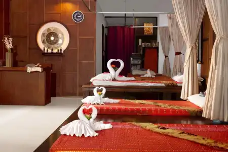 Seeka Boutique Resort - Relaxing Stay - Balcony, Pool & Near Beach - 2