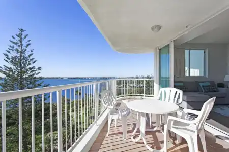 Crystal Bay on the Broadwater - 115