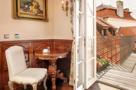 Iron Gate & Suites Prague by BHG - 13