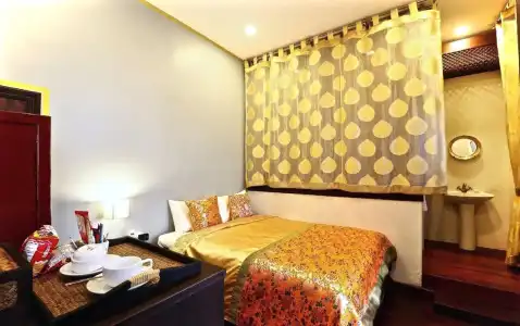 Songkhla Tae Raek Antique - 3