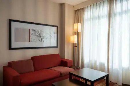 Courtyard by Marriott Washington, DC/Foggy Bottom - 32