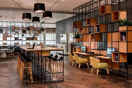 Courtyard by Marriott Brno - 22