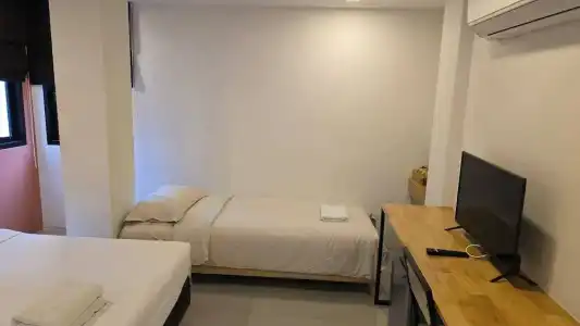 SleepStation at Pratunam - 200