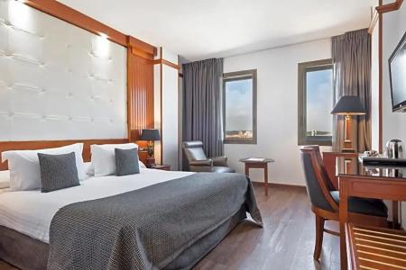 Best Western Premier CMC Girona - 65