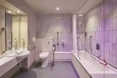Premier Inn London Wimbledon South - 26