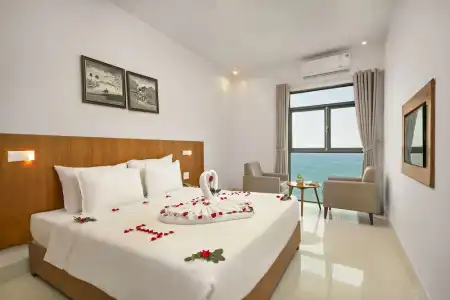 Da Nang Bay - 51