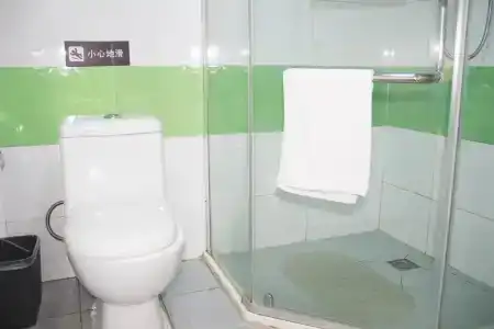 7Days Inn Shanghai South Xizang Road Railway Station - 7