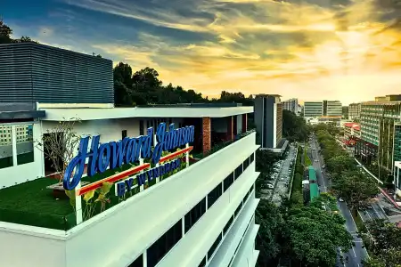 Howard Johnson by Wyndham Kota Kinabalu City Centre - 1