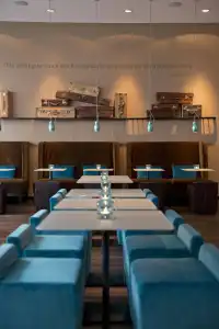 Motel One Nürnberg-City - 8