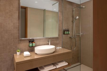 Holiday Inn Dubai Business Bay - 11